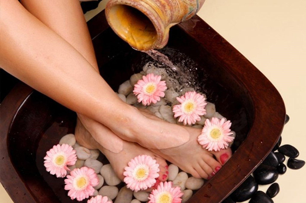 https://thuonghieudangcapnew.storeakasa.com/thiet-bi-bon-massage-chan-cua-thuong-hieu-dang-cap-doca/