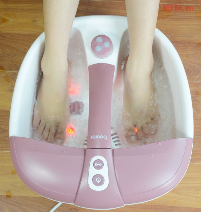 Chậu ngâm matxa chân dành cho người bị bệnh gout 